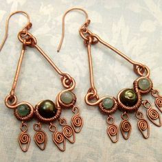 JewelryLessons.com | Learn how to make your own precious jewelry - FREE tutorials, lessons & articles! Wire Wrapped Jewelry Tutorials, Handmade Wire Wrapped, Handmade Jewelry Designs, Wire Crafts, Jewelry Diamond, Beads And Wire