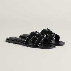 Hermes Heels, Black Leather Heels, Comfortable Sandals, Sandals Black, Sneaker Heels, Office Fashion