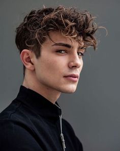 Men Haircut Curly Hair, Male Faces, Men Haircut Styles, Corte De Cabelo Masculino, Fringe Hairstyles, Men Haircut, Permed Hairstyles, Face Reference, Fluffy Hair