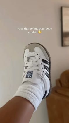 Baby Boy Outfits Black, Cute Baby Shoes, Mommy Goals, Baby Fits, Mommy Life, Baby Family, Cute Outfits For Kids, Baby Hacks, Cute Baby Clothes