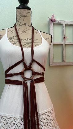 Norse Harness Harvest Edition, Witch Harness, Norse Belt, Viking Harness, Troll Cross Belt, Larp Belt, Norse Shaman Belt, Shieldmaden Belt - Etsy Norse Shaman, Handfasting Dress, Viking Halloween Costume, Diy Leather Belt, Vikings Halloween, Fair Outfit, Viking Cosplay, Viking Garb, Viking Belt