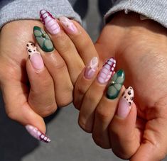 #nails #nailart #nailsoftheday #nailstagram #nailtech #naildesign Funky Mismatched Nails, Miss Match Nails, Mismatch Nails, Mismatched Nail Art, Mismatched Nails, Holloween Nails, Edge Nails, Summery Nails, Classy Acrylic Nails