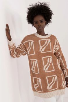 Jumper   brun by Badu Sweater Making, Winter Coats Women, Womens Gloves, Printed Sweater, Casual Look, Knit Jumper