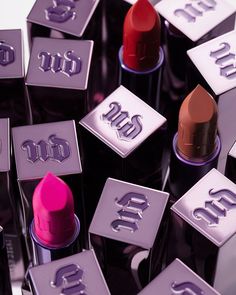 From their hydrating and long-lasting formula to pigment-packed shades, the new Urban Decay Vice Lipsticks are a pure pleasure to wear! Urban Decay Lipstick, Best Makeup Brands, Urban Decay Vice Lipstick, Beauty Counter, Hydrating Lipstick, Best Mascara, Lipstick Collection, Best Beauty Tips