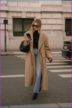 No matter how you slice it, thigh-high boots add a serious dash of sex appeal, so here's 5 ways to make them chic, not cheap. Paris Winter Outfits, Nyc Fall Outfits, How To Wear Ankle Boots, Nyc Fall, Trendy Fall Outfits, Stunning Outfits, Fashion 101, Outfit Inspo Fall, Autumn Outfit