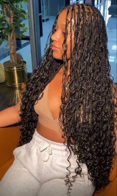 Small Knotless Box Braids Goddess, Prom Braid Hairstyles For Black Women, Solange Box Braids, Stitch Braid Buns With Curls, Small Knotless Goddess Box Braids With Curls, Summer 2023 Braids, Extra Small Goddess Braids, Boho Knotless Braids Waist Length, Notlessbox Braids Styles With Curls