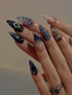 Vacation Nails Winter, Sea Acrylic Nails, Blue Nails With Design Almond, Siren Nails Dark, Avatar Inspired Nails, Almond Nails Designs Blue, Winter Beach Nails, Blue Almond Acrylic Nails, Winter Almond Nails Ideas