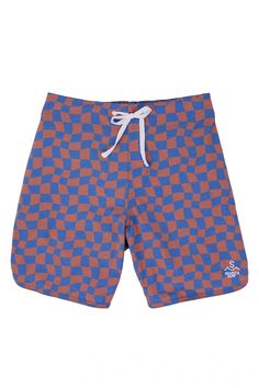 Custom wavy checker print in navy and tan, made exclusively for Seaesta Surf. Seaesta Surf men's boardshorts are earth and performance conscious, featuring eco-friendly fabrics and our signature vintage-inspired boardshort design that has a comfy fit for dads who are chasing kiddos at the beach. Our men's boardshorts are consciously made from recycled and organic fabrics without the use of excess production materials like metal rings or plastic drawstring tips. Designed in sunny Southern Califor Boardshorts Men Surf, Board Shorts Women, Long Sleeve Swim, Button Outfit, Checker Print, Mens Boardshorts, Swim Shop, One Piece Swim, Beach Tote