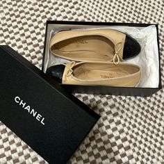 Reposhing This Item I Purchased From @Tarav. Loved It, But Ready To Rotate For Something New. Questions? Leave A Comment Below! Old Money Mom, Chanel Ballerina Flats, Chanel Ballerina, Chanel Flats, Ballroom Shoes, Flats Outfit, Black Ballet Flats, Jane Shoes, Ballerina Flats