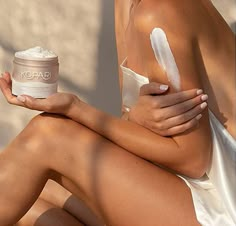 Body Cream Photography, Bum Bum Cream, Beef Tallow, Skin Care Benefits, Face Creams, Skin Care Collection, Skin Care Range, Beauty Regimen, Beauty Cream