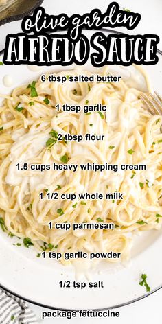 plate of alfredo pasta Copycat Olive Garden Alfredo, Olive Garden Alfredo, Olive Garden Alfredo Sauce, Alfredo Sauce Recipe Easy, Alfredo Sauce Recipe Homemade, Copycat Olive Garden, Alfredo Sauce Recipe, Bumbo