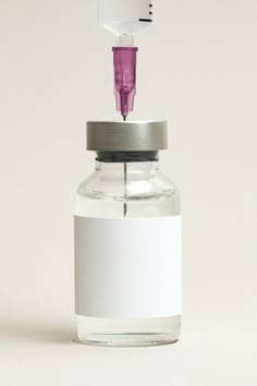 Blank white label on medicine bottle glass vial for injection | free image by rawpixel.com / Teddy Rawpixel Ozempic Aesthetic, Injectables Aesthetic, Injection Aesthetic, Injection Image, Medicine Photography, Png Label, Label Mockup, Cosmetic Injectables