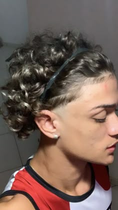 Haircut For Long Hair Men, Long Hair Taper Fade, Curly Hairstyles Men Long, Slick Back Curly Hair, Curly Hair Slick Back, Curly Slick Back