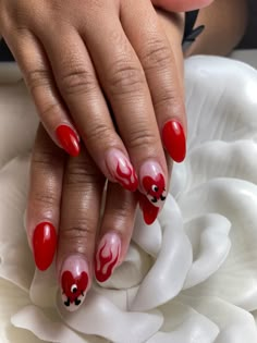 Bad Bunny Heart Nails, Bad Bunny Inspired Nails, Bad Bunny Nail Ideas, Heart Nails Aesthetic, Bad Bunny Style, Nails Red Heart, Red Heart Nails, Nail Art Designs Short Nails