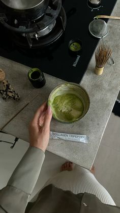 Green Matcha Aesthetic, Matcha Tea Aesthetic, Matcha Drink Aesthetic, Matcha Photography, Matcha Ceremony, Matcha Aesthetic, Morning Habits, Entrepreneur Inspiration