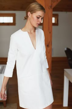 Spring Outfit Women, Áo Blu, Edgy Dress, Shift Dresses, Elegante Casual, Mod Dress, Long Summer Dresses, Modern Dress, White Outfits