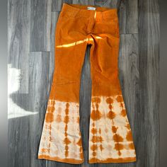 Like New Free People Orange Tie Dye Corduroy Pants In Size 30. Worn Only A Few Times. High Rise With Slight Stretch And A Pull On Waistband With 4 Pockets. Fits A Us 10. Orange Relaxed Fit Pants For Spring, Orange Cotton Pants For Fall, Spring Orange Relaxed Fit Pants, Retro Wide Leg Orange Bottoms, Non-stretch Orange Summer Pants, Retro Orange Wide Leg Bottoms, Orange Non-stretch Summer Pants, Retro Orange Wide-leg Bottoms, Fitted Orange Pants For Summer