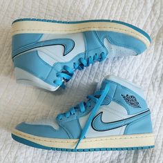 Women Size 10 Jordan Blue, Shoes Nike Air, Womens Jordans, Sneaker Collection, Shoes Nike, Jordan Shoes, Nike Air Jordan, Air Jordan, Nike Shoes