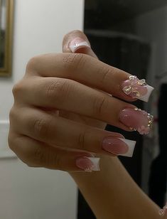 #naildesign #nails#frenchnails #nailinspo#nailart Pearls On Acrylic Nails, Short Nail Pink Designs, Nails W An Initial, Christmas Short Nails Ideas, Nail Inspo French Tip Square, Shorties Nails Black French Tip, Square Nails Baddie, Birthday Nails Square Medium, Simple Birthday Nails Short