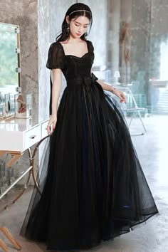 Junior Prom Dresses Long Sleeve, Black And Maroon Dress, Victorian Dress Prom, Black Floor Length Gown, Black Prom Dress With Sleeves, Black Dress Formal Long, Prom Dresses Asian, Formal Black Dress Long, Royal Black Dress