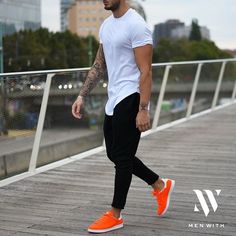 Men's fashion  Orange shoes  Joggers  Gym outfit Orange Shoes Outfit, Guy Street Style, Training Outfit Men, Mens Joggers Outfit, Mens Gym Fashion, Jogger Outfit, Mens Fashion Swag, Sneaker Outfits, Gym Outfit Men