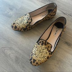 Miu Miu Size 39.5, Equivalent To Us 9.5 Genuine Dyed Calf Hair Upper/Leather Lining And Sole Leopard Print Crest Embroidery Made In Italy Comes With Box Manufacturer Defect - Size On Shoes Came With 38.5 And 39.5 Printed On The Bottom - But Both Shoes Are 39.5 Please See Pictures For Light Wear Crest Embroidery, Diamond Shoes, Pink Diamonds, Miu Miu Shoes, Flat Color, Calf Hair, Pink Diamond, Black Tan, Black And Tan