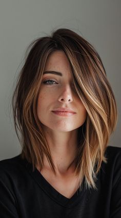 34 Lob Hairstyles for Fine Hair: Stylish and Voluminous Ideas Lob Hairstyles For Fine Hair, Lob Hairstyles, Hairstyles For Fine Hair, Lob Hairstyle, Haircuts For Fine Hair, Shoulder Length Hair, Haircut Ideas, Medium Length Hair Cuts