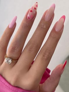 Almond Nails Pink, Pink Tip Nails, Casual Nails, Soft Nails, Heart Nails, Classy Nails, Nail Arts, Valentine's Day Nails, Valentines Nails