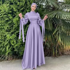 Satin Dress Outfit, Muslim Long Dress, Party Long Dress, Estilo Hijab, Garden Party Dresses For Women, Dresses For Women Over 50, Soiree Dresses