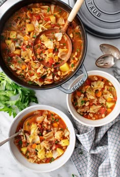 Easy Cabbage Soup, Recipes Low Calorie, Classic Grilled Cheese, Cabbage Soup Recipes, Asparagus Soup, Dutch Oven Recipes, Indian Chicken, Delicious Soup Recipes, Salad With Sweet Potato