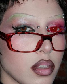 Alt Makeup, Cool Makeup Looks, Ethereal Makeup, Unique Makeup, Spring Makeup, Eye Makeup Art, Makeup Obsession