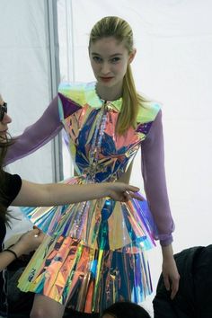 this DRESS Futuristic Dress, Punk Girls, Raver Girl, Hussein Chalayan, Space Fashion, Future Fashion, Paco Rabanne