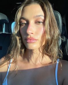 Strawberry Makeup, Hayley Bieber, Hailey Rhode Baldwin, Stephen Baldwin, Hailey Bieber Outfits, Rhode Skin, Hailey Rhode, Instagram Add, Camila Morrone