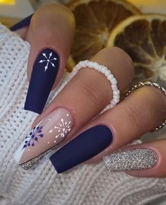 Nails Navy Blue, Nails Navy, Blue Christmas Nails, Blue And Silver Nails, Navy Blue Nails, Holiday Nails Christmas, December Nails, Cute Christmas Nails, Her Nails