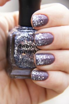 Deborah Lippmann gradient glitter manicure Winter Wedding Nails, Nails Toes, Ombre Nails Glitter, Manicure Gel, Manicure Tips, Her Nails, Manicure Ideas, Pub Crawl, Prom Nails