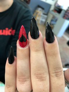 Punk Nail Ideas, Pookie Nails, Cute Grunge Nails, Summer Goth Nails, Classy Acrylic, Unghie Sfumate, Big Boi