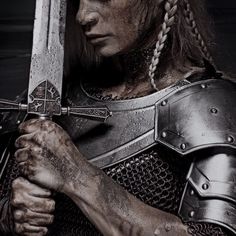 Woman In Armor, Viking Warrior Woman, Viking Women, Female Knight, Viking Warrior, Warrior Princess, Fantasy Aesthetic, Fantasy Warrior, Medieval Fantasy