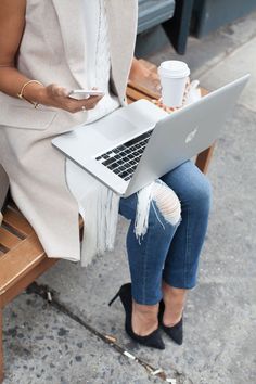 Gorgeous branding photo! #branding #headshots Inspo Wall, Career Girl Daily, Vision Board Diy, This Time Tomorrow, Brand Photography Inspiration, Career Girl