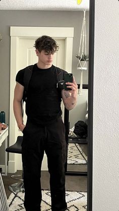 Aesthetics For Men, Boys Haircut Styles, Black Outfit Ideas, All Black Outfits, Boys Haircut, Black Outfit Men, Dark Aesthetics, Gym Guys, Aesthetic Outfits Men