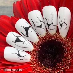 Cartoon Nail Designs, Nail Printer, Nail Art Photos, Acrylic Toe Nails, Nail Art For Beginners, Pretty Nail Art Designs