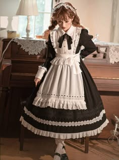 ❤︎Front Ribbon Lantern Long Sleeve Maid Dress + Ruffle Big Bow Apron❤︎ Female Reference Poses, Maid Girl, Maid Cafe, Maid Uniform, Pretty Quinceanera Dresses, Maid Cosplay, Skirts Outfits, Fashion Reference, Female Reference