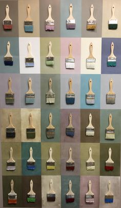 many different types of paint brushes on display