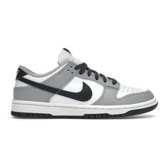 Dieses Bild zeigt einen Nike Dunk Low Sneaker in grau Jordan Dunk Low, Sneakers Adidas, A Bathing Ape, Low Sneakers