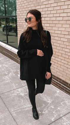 Instagram   • https://www.instagram.com/p/CTXf5ZBp8CN/?utm_medium=copy_link  To shop  • http://liketk.it/3n0MN Fall 2024 Pregnancy Style, Fall Maternity Work Outfits, Black Skirt Pregnant Outfit, Maternity Office Outfits Winter, Winter Maternity Work Outfits, Pregnant Blazer Outfit, Business Casual Pregnant, Pregnant Work Outfit Business Casual