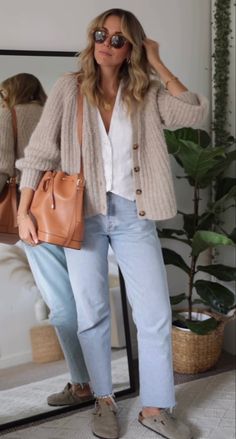 Classic Style Outfits, Outfit Plan, Clothing Trends, Outfit Inspo Fall, Clothing Styles, Mom Outfits, Mom Style, Everyday Outfits