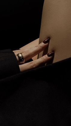 Fashion,style,jewelry,flowers,shoes,design,interior,photography,inspo,Instagram photo ideas,inspiration,luxury,outfits,elegance.. Hands With Rings, Rich Girl Aesthetic, Dark Feminine Aesthetic, Foto Poses, Foto Ideas Instagram, Feminine Aesthetic, Jewelry Photography, Instagrammer, Rich Girl