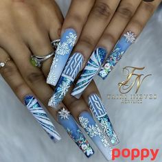 Winter Wonderland Nail Designs, Winter Wonderland Nails Acrylic, Olaf Nails, Winter Wonderland Nails, Christmas Nail Designs Acrylic, Nail Holiday, Nailart Designs, Quinceanera Nails, Cartoon Nails