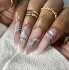 Marble Acrylic Nails, Nails Marble, Marble Nail Designs, Cute Nail Art Designs, Matte Nails Design, Stiletto Nails Designs, Nail Colours, Nails 2024