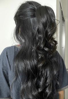 Long Black Hair Updo, 24 Inch Hair, Extension Styles, Latina Makeup, Yule Ball, Work Fits, Hairstyles For Layered Hair