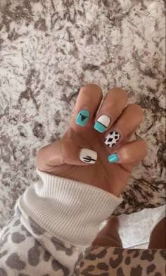 Simply Western Nails, Southern Style Nails, Country Gel Nail Designs, Cow Spot Nails, Nashville Tennessee Nail Ideas, Cow Print Teal Nails, Short Almond Western Nails, Jel Nails Ideas, Turquoise Country Nails